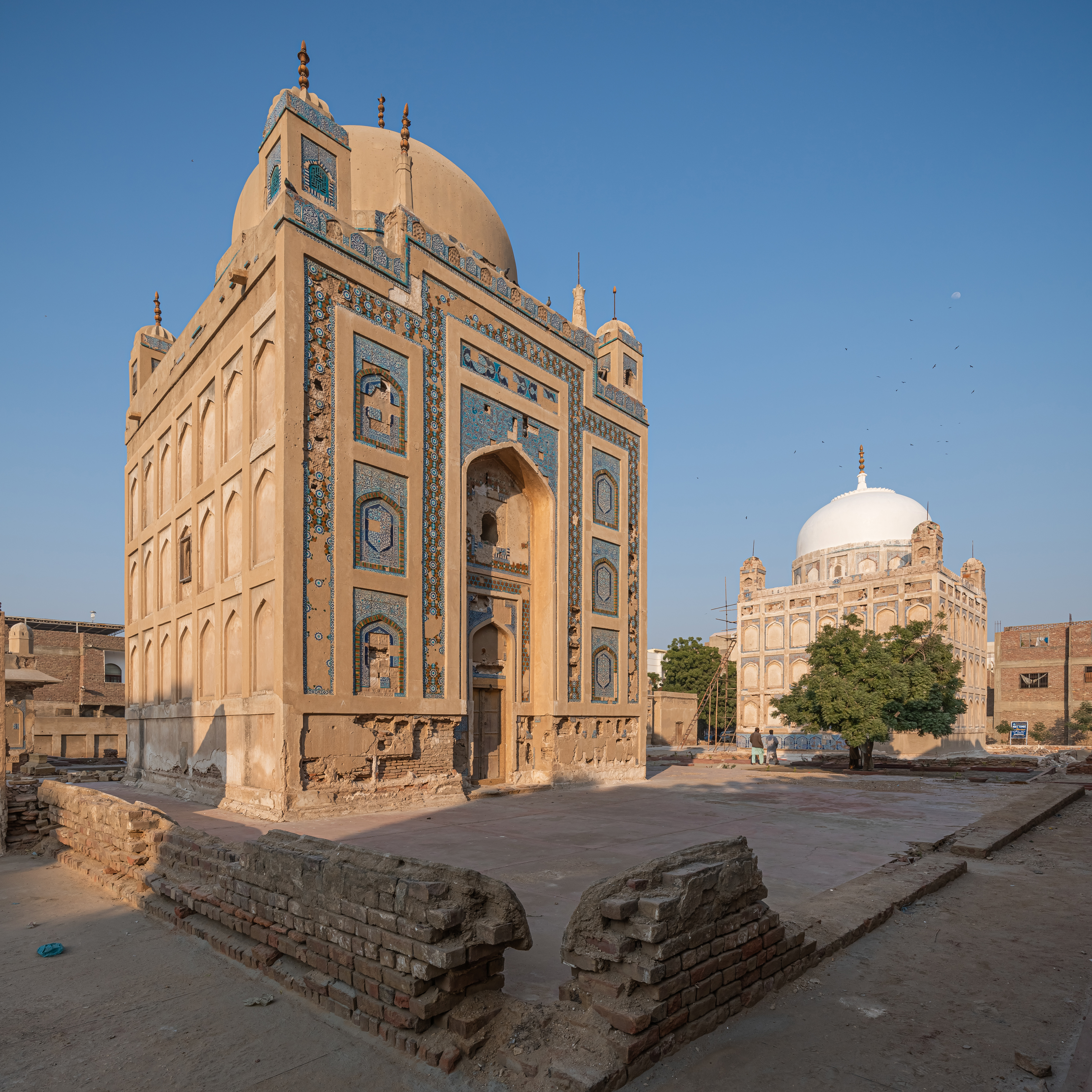 Mir Tomb & graveyard